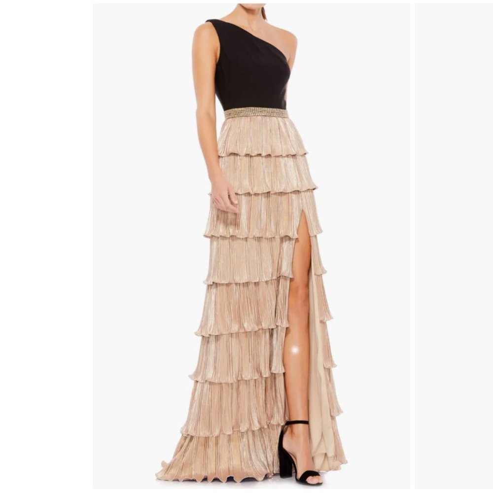 Ieena for Mac Duggal Ine Shoulder Layered Metallic Ruffle Gown Dress 4 NWT